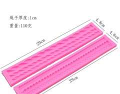 Khuôn Silicon - Viền Chuỗi Dây - Xoắn 3c - 29cm
