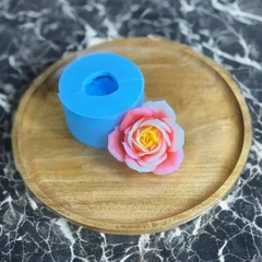 Khuôn Silicon - Hoa Hồng 6.5cm 6 Cánh - SHH A08