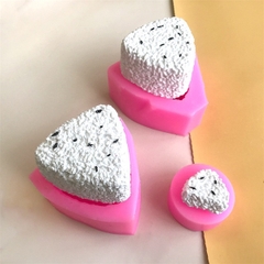 Khuôn Silicon - Món Ăn - Cục Cơm Tam Giác 4.5cm