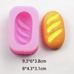 Khuôn Silicon - Món Ăn -  Bánh Mì Xúc Xích Khúc Bạch