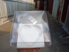 Hộp Nhựa - Vuông Có Quai - Kèm Tim 13cm H6 - 390ml 13.5x11cm