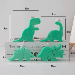 Khuôn Silicon Động Vật Khủng Long Đúc 9x10.2cm