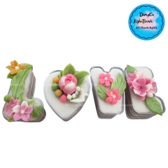 Ly Nhựa LOVE