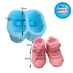 Khuôn Silicon - Em Bé Giày - Đôi Dây Bướm 6.2cm