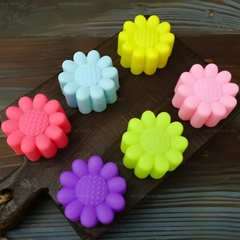 [10 cup] Khuôn Silicon - Cup Set 5cm - M19 - Hướng Dương 10c