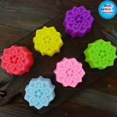 [10 cup] Khuôn Silicon - Cup Set 5cm - M35 - Hoa Cúc Tròn