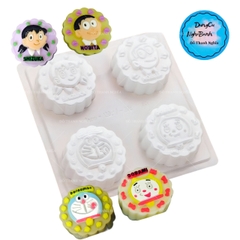 Vĩ Nhựa PP - Em Bé - YT085 - 4c - Mặt Nobita Xuka Doremon
