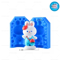 Khuôn Silicon - Động Vật - Con Thỏ Đứng Đeo Cà Rốt 2 Mảnh 6.8cm