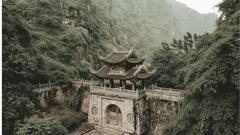 PRIVATE NINH BINH HALAL TOUR: HOA LU – TRANG AN – MUA CAVE ( 10 Pax)