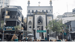 PRIVATE HALAL FULL-DAY TOUR: SAIGON SECRETS & RIVER BREEZE (10 pax)