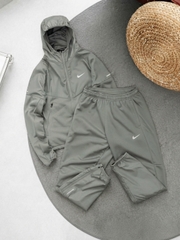 Bộ Thể Thao Therma-FIT Repel Sphere Miler