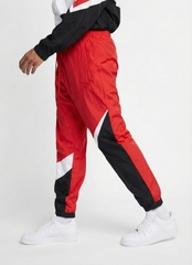 Quần Dài NK Sportwear Swoosh Woven Pants