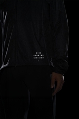 Áo Khoác NK Shield Run Division Running Jacket
