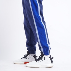 Quần Dài NK Seasonal Woven Sweatpants