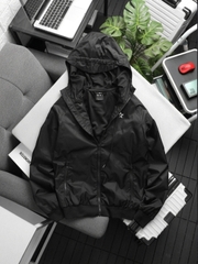 Áo Khoác Ura Windrunner Jacket