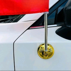 Cột Cờ Việt Nam gắn Capo