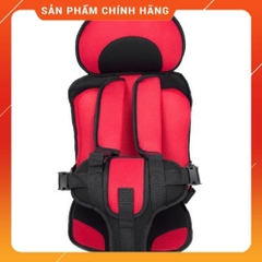 Ghế ngồi em bé trên oto
