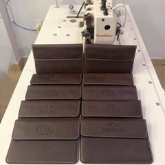 Ví da đựng giấy tờ có logo xe nâu