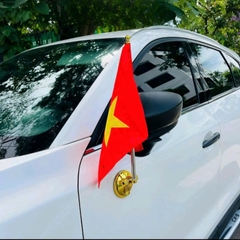 Cột Cờ Việt Nam gắn Capo