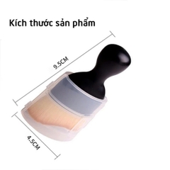 Chổi dọn vệ sinh mini trên ô tô