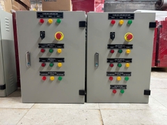 Tủ điện điều khiển quạt và bơm.