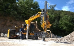 Máy Khoan Giếng Nước Thủy Lực Và Máy Bơm Bùn BW Series Tại Trường Xuân