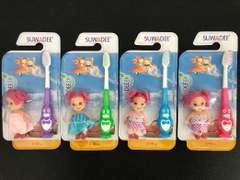 Bàn Chải Đánh Răng HT8019 - Hộp 12 cây - TOOTHBRUSH (Kèm Búp Bê) - 8936140450035