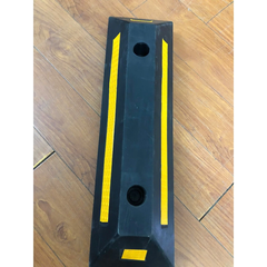 Chặn Lùi Cao Su KT: 560x150x100mm