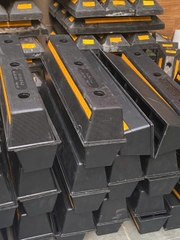 Chặn Lùi Cao Su KT: 750x150x120mm