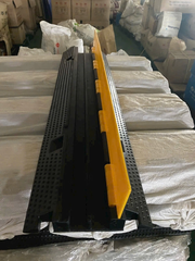 Gờ giảm tốc xẻ rãnh