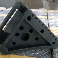 Chặn Lùi Cao Su Di Dộng KT: 170x150x100mm