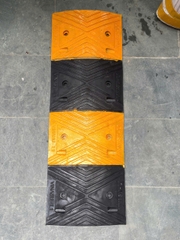 Gờ Giảm Tốc Cao Su KT:1000x350x40mm