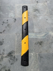 Gờ giảm tốc xe máy KT:1000x100x20mm