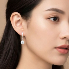 Khuyên tai bạc 925 Luna Jewelry dạng khoen đính Đá Mossanite 4mm lấp lánh
