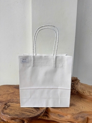 Túi giấy Kraft có quai Màu Trắng - KT: 19,5x8x20,5