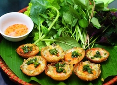 Chảo gang đổ bánh khọt Lodge P7A3