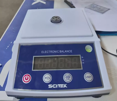 Cân điện tử 0,1g
