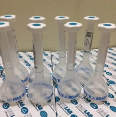 Bình định mức nhựa 100ml