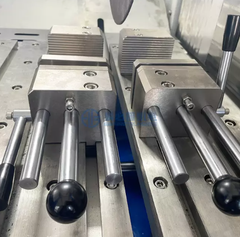 Máy cưa tự động dùng để chuẩn bị mẫu luyện kim CM-110XYZ CM-130XYZ