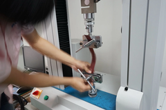 Máy thử độ bền kéo đa năng ASTM