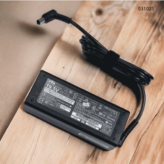 Sạc laptop Sony Vaio TTA 90 – Hình chữ nhật – 19.5V 4.7A (90W) – Đầu 6.5×4.4mm – Kèm dây nguồn  – Chính hiệu Full VAT