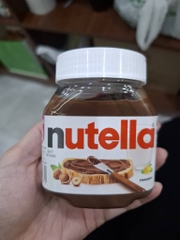Sản phẩm dạng phết chứa hạt phỉ và ca cao Nutella 200 g (Bơ)