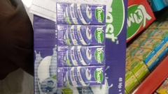 Sữa Chua Lên Men TN Yomost Bạc Hà Việt Quất 170ml