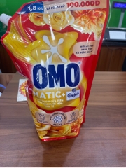 Nước giặt Omo Tinh Tế 1.8l