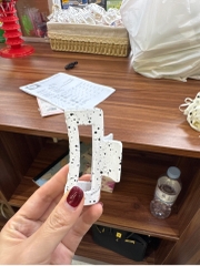 Kẹp tóc bò sữa