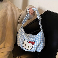 Túi đeo chéo Kitty kẻ Caro