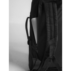 Balo thể thao COMMON PIECES X KICKSGEEKS - Utility Backpack bản chữ vàng