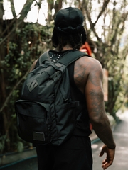 Balo thể thao COMMON PIECES -  Stand Backpack - Ember Vision, Chống nước tuyệt đối, Lót Đỏ Nổi Bật, Ngăn Laptop 16 Inch