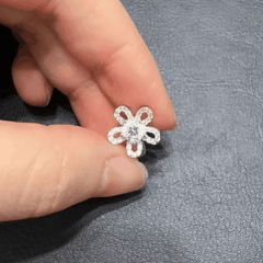 Sweet Sakura Stud Earrings | Khuyên Tai Moissanite 2 Carat Round Cut | Sterling Silver 925 | Kèm Giấy Kiểm Định GRA