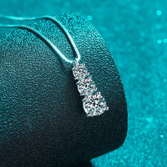 Trilogy Vertical Necklace | Dây Chuyền Moissanite 2 Carat Round Cut | Sterling Silver 925 | Kèm Giấy Kiểm Định GRA